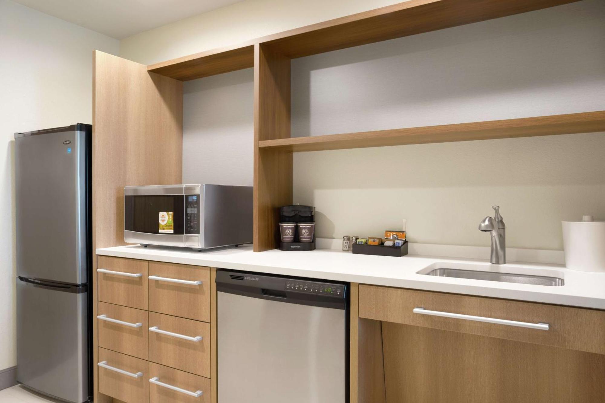 Home2 Suites By Hilton Warminster Horsham Bagian luar foto